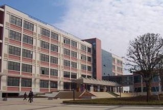武汉纺织大学外经贸学院图片