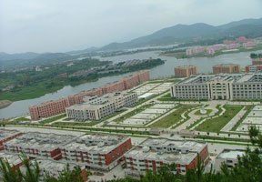 仰恩大学校园缩略图